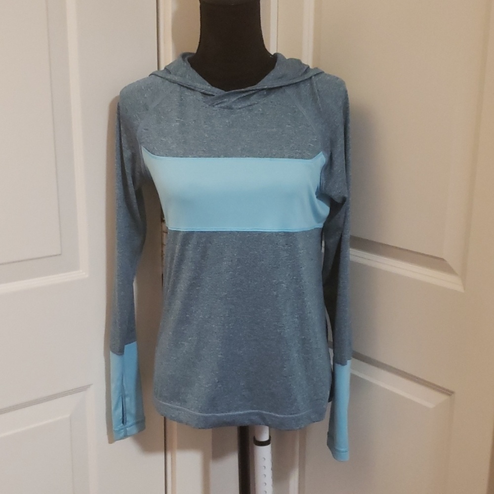 NWOT Champion hooded long sleeve